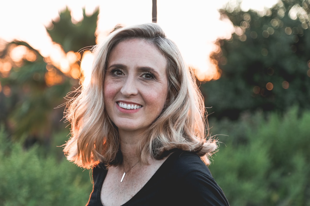 A clear portrait selected for background blur